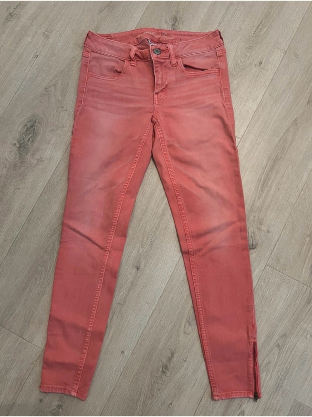 American Eagle Outfitters Coral-Pink Skinny Jeans